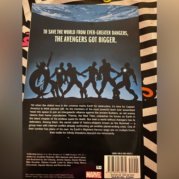 Marvel Infinity graphic novel - Picture 2 of 3